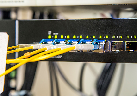 Como Funciona a Fibra Óptica